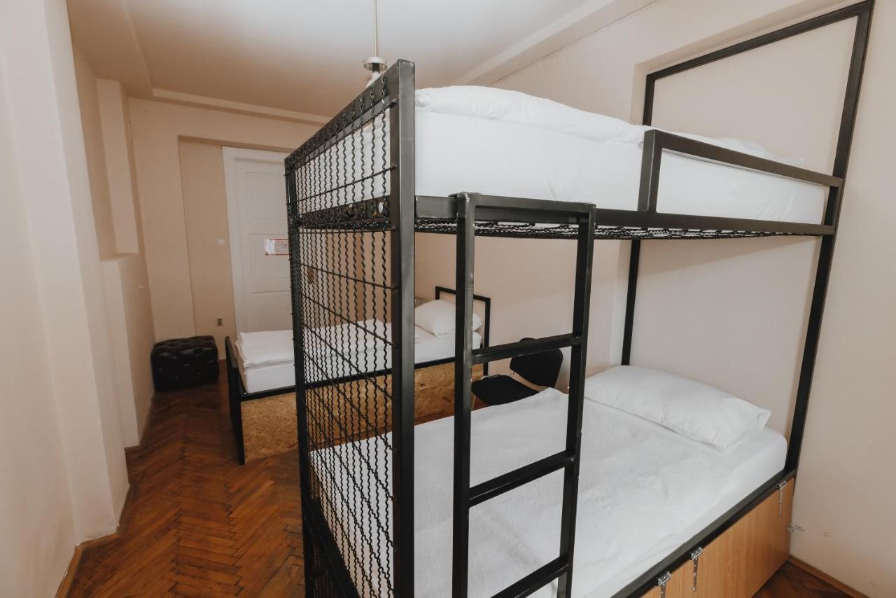 Party Hostel Zzz Любляна Екстериор снимка